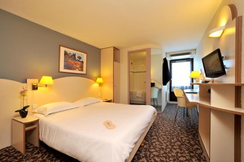 Kyriad Annecy Cran-Gevrier Exterior photo